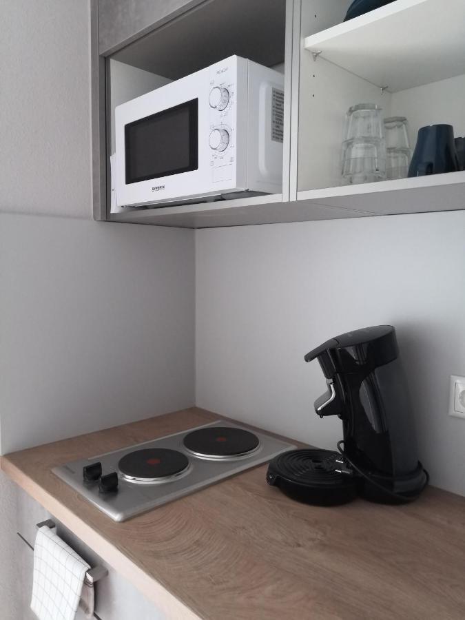 Motel Q - Das Kleine Stadthotel ディンゴルフィング エクステリア 写真